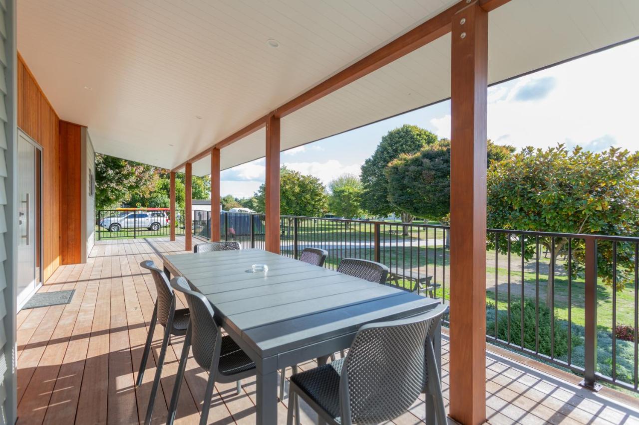 Lake Taupo Holiday Resort Екстер'єр фото