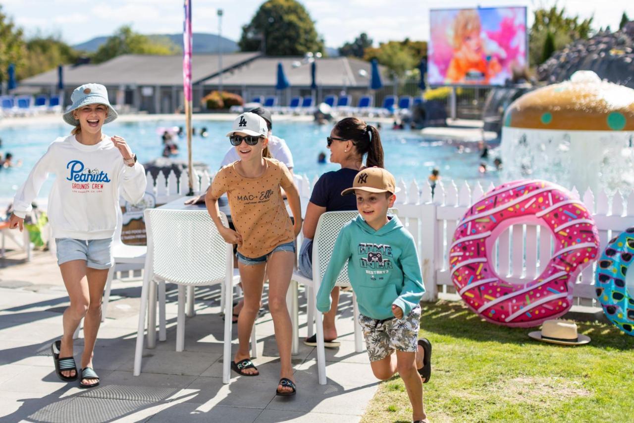 Lake Taupo Holiday Resort Екстер'єр фото